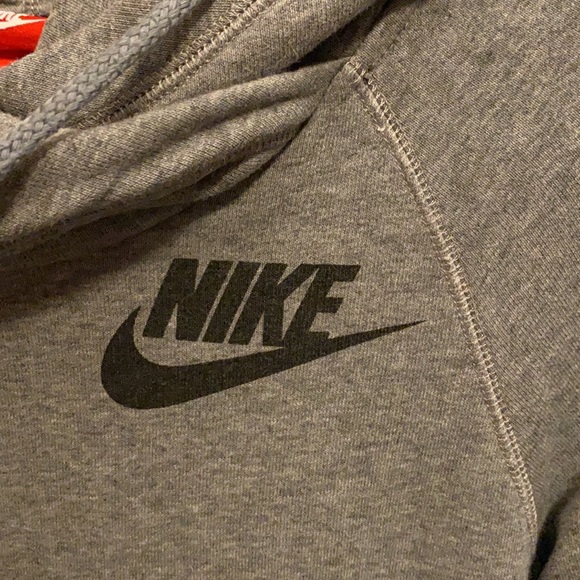 Nike hoodie - Picture 2 of 4